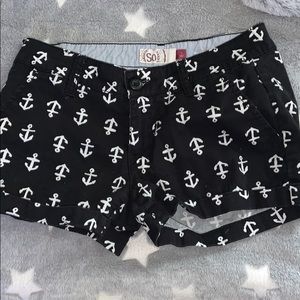 Black anchor shorts size 1